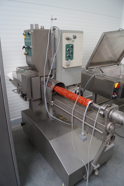 Klipsownica automatyczna - Technopack DCAE-400